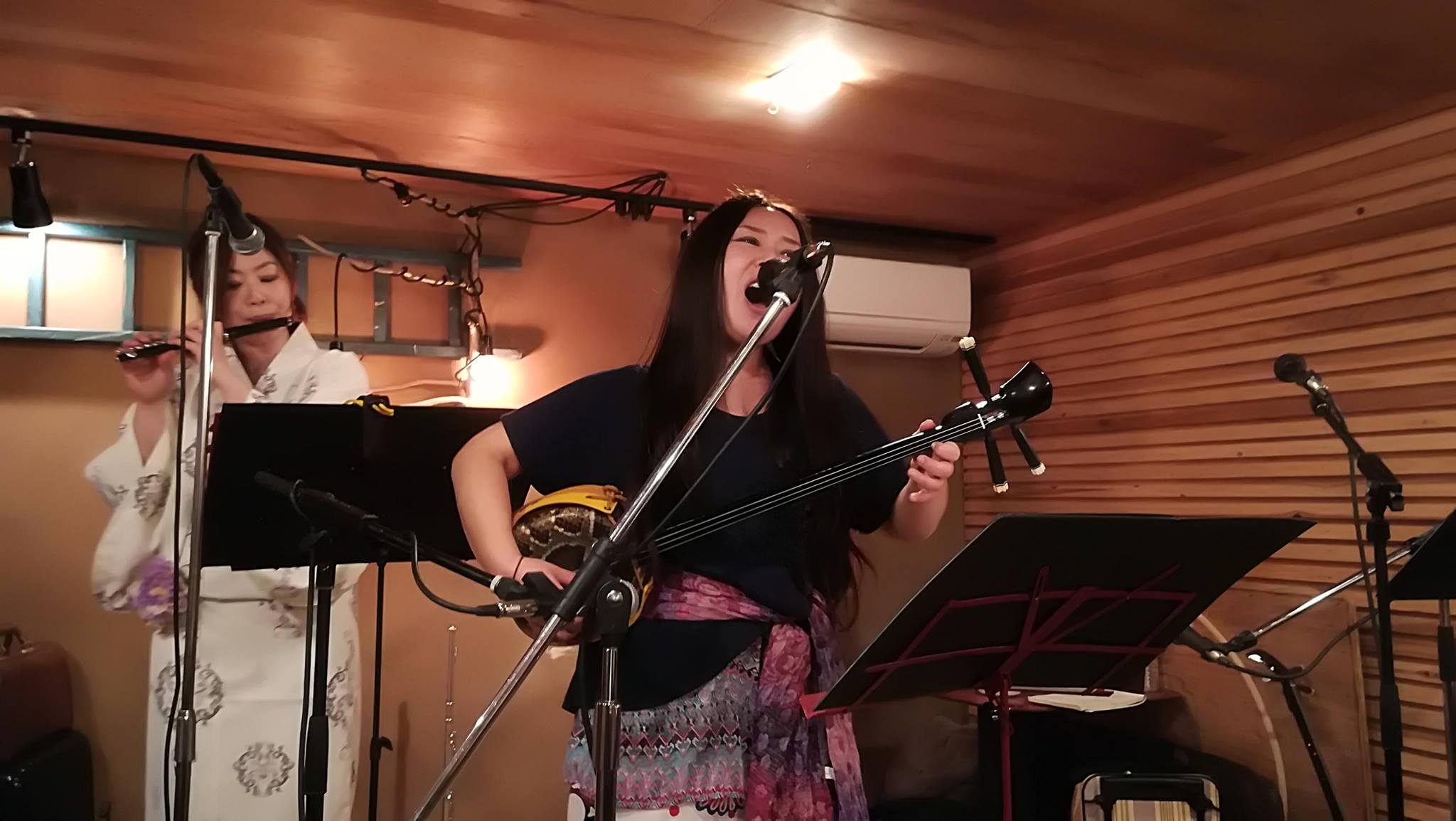 泡盛シスターズ